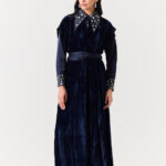 Sequence Collar Velvet Set Navy