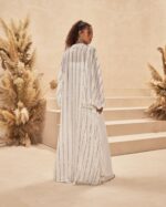 White X neck with bisht - Image 2
